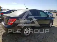 2017 Chevrolet Sonic фото