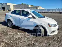 2017 Chevrolet Sonic фото