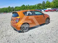 2017 Chevrolet Sonic фото