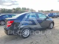 2017 Chevrolet Sonic photo
