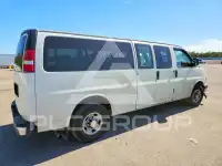2017 Chevrolet Express photo