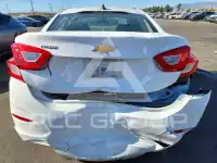 2017 Chevrolet Cruze photo