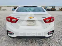 2017 Chevrolet Cruze photo