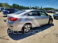 2017 Chevrolet Cruze photo