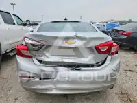 2017 Chevrolet Cruze photo