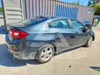 2017 Chevrolet Cruze photo
