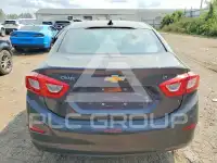 2017 Chevrolet Cruze photo