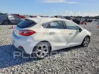 2017 Chevrolet Cruze photo