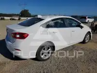 2017 Chevrolet Cruze photo