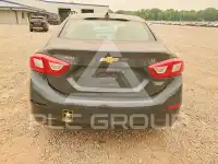 2017 Chevrolet Cruze photo