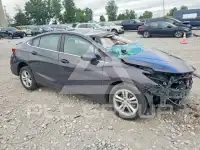 2017 Chevrolet Cruze photo