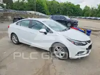 2017 Chevrolet Cruze photo