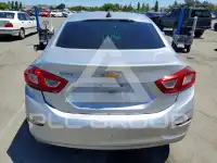2017 Chevrolet Cruze photo