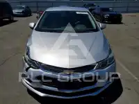 2017 Chevrolet Cruze photo
