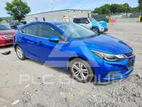 2017 Chevrolet Cruze photo