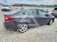 2017 Chevrolet Cruze photo