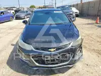 2017 Chevrolet Cruze photo