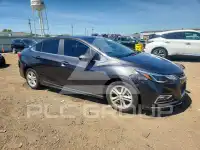 2017 Chevrolet Cruze photo