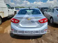 2017 Chevrolet Cruze photo