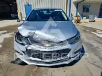 2017 Chevrolet Cruze photo