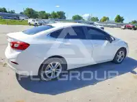 2017 Chevrolet Cruze photo