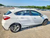 2017 Chevrolet Cruze photo