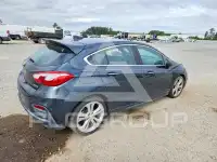 2017 Chevrolet Cruze photo