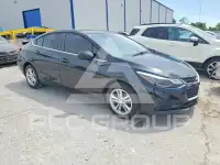 2017 Chevrolet Cruze photo