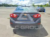 2017 Chevrolet Cruze photo