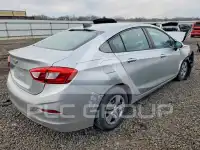 2017 Chevrolet Cruze photo