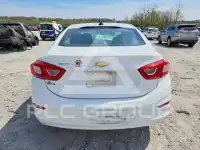 2017 Chevrolet Cruze photo