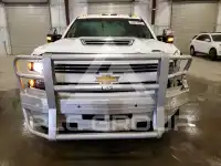 2017 Chevrolet Silverado фото