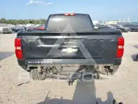 2017 Chevrolet Silverado photo