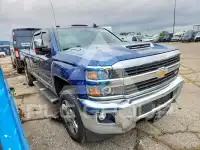 2017 Chevrolet Silverado фото