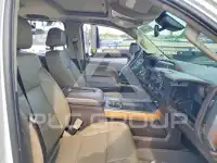 2017 Chevrolet Silverado фото
