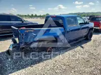 2017 Chevrolet Silverado фото
