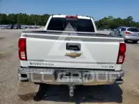 2017 Chevrolet Silverado фото