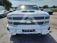 2017 Chevrolet Silverado фото