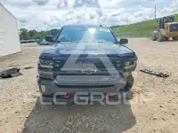 2017 Chevrolet Silverado photo