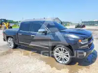 2017 Chevrolet Silverado photo
