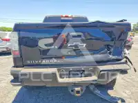 2017 Chevrolet Silverado фото