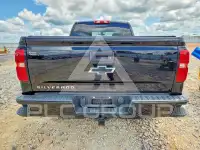 2017 Chevrolet Silverado photo