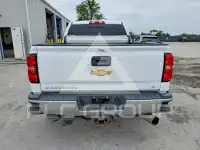2017 Chevrolet Silverado photo