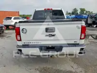 2017 Chevrolet Silverado photo
