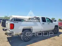 2017 Chevrolet Silverado фото