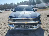 2017 Chevrolet Silverado photo