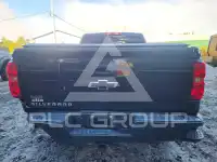 2017 Chevrolet Silverado photo