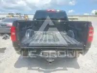 2017 Chevrolet Silverado фото