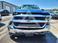 2017 Chevrolet Silverado photo