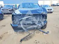2017 Chevrolet Silverado photo